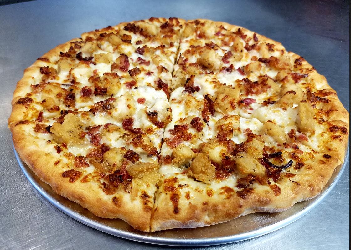 Order Chicken Bacon Ranch Pizza - Medium 14'' food online from Lunetta pizza store, New York on bringmethat.com