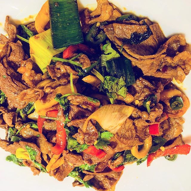 Order B5. Sauteed Lamb food online from Jin's Cafe-Asian Cuisine store, Houston on bringmethat.com