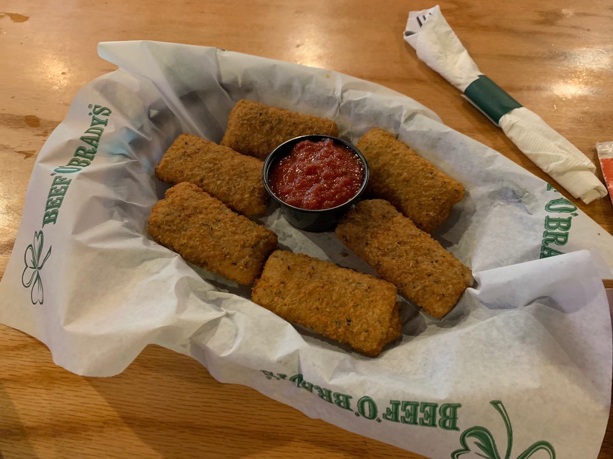 Order Fried Mozzarella food online from Beef 'O' Brady's store, Lake Wales on bringmethat.com