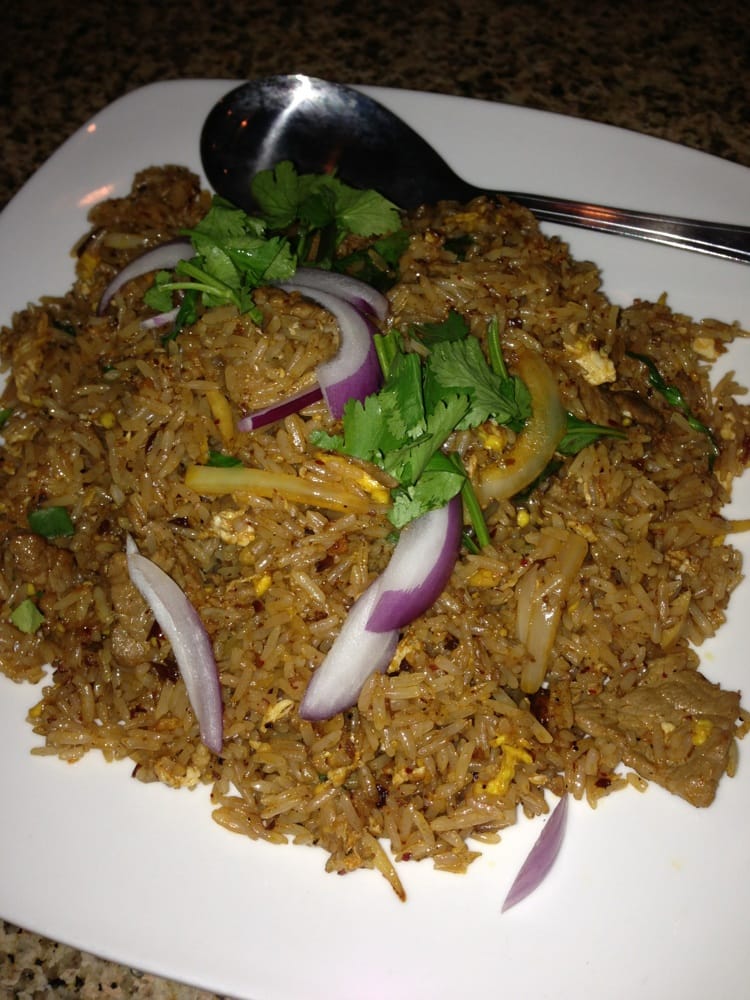 Order Thai Basil Fried Rice food online from Bangkok Thai Cuisine store, Houston on bringmethat.com