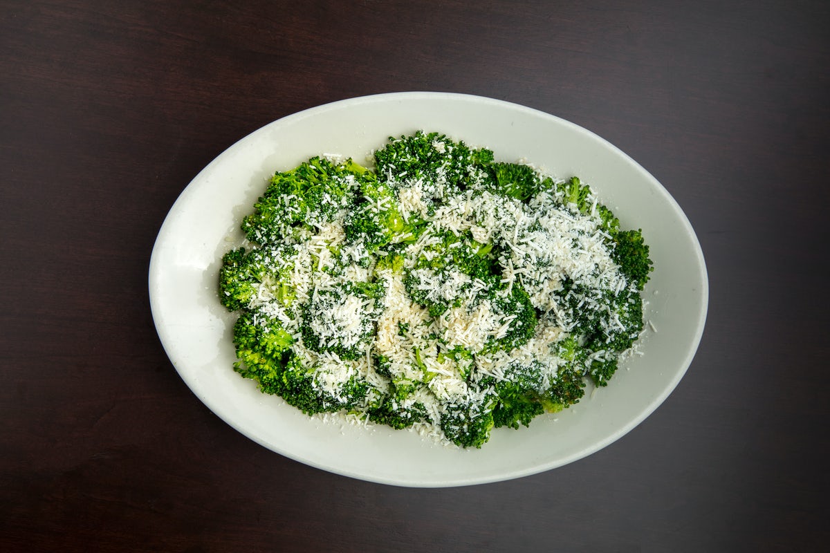 Order Large Broccoli (Serves 3-4) food online from The Old Spaghetti Factory store, Fresno on bringmethat.com