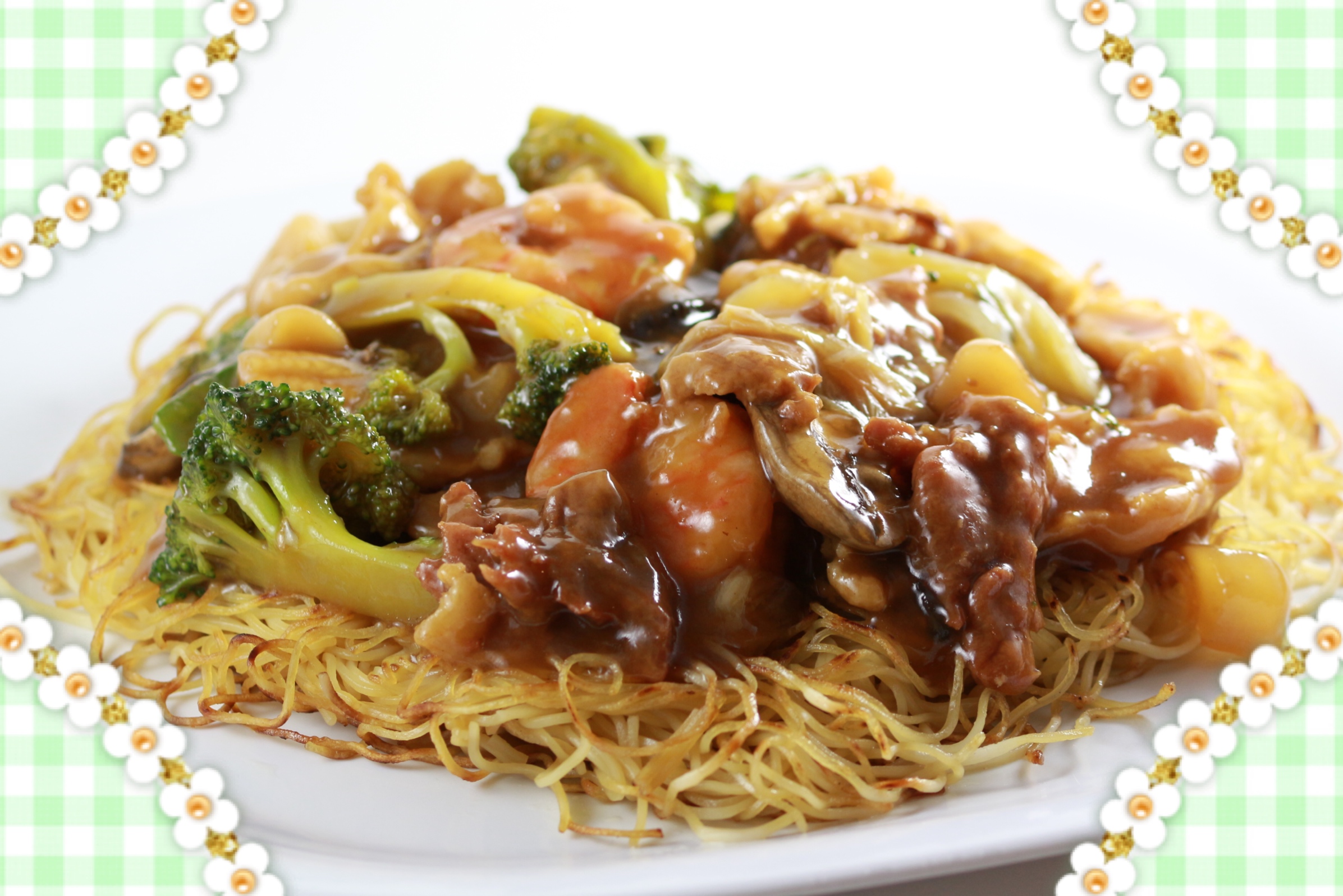 Order House Special Pan Fried Noodles food online from Jade Cafe store, Sugar Land on bringmethat.com