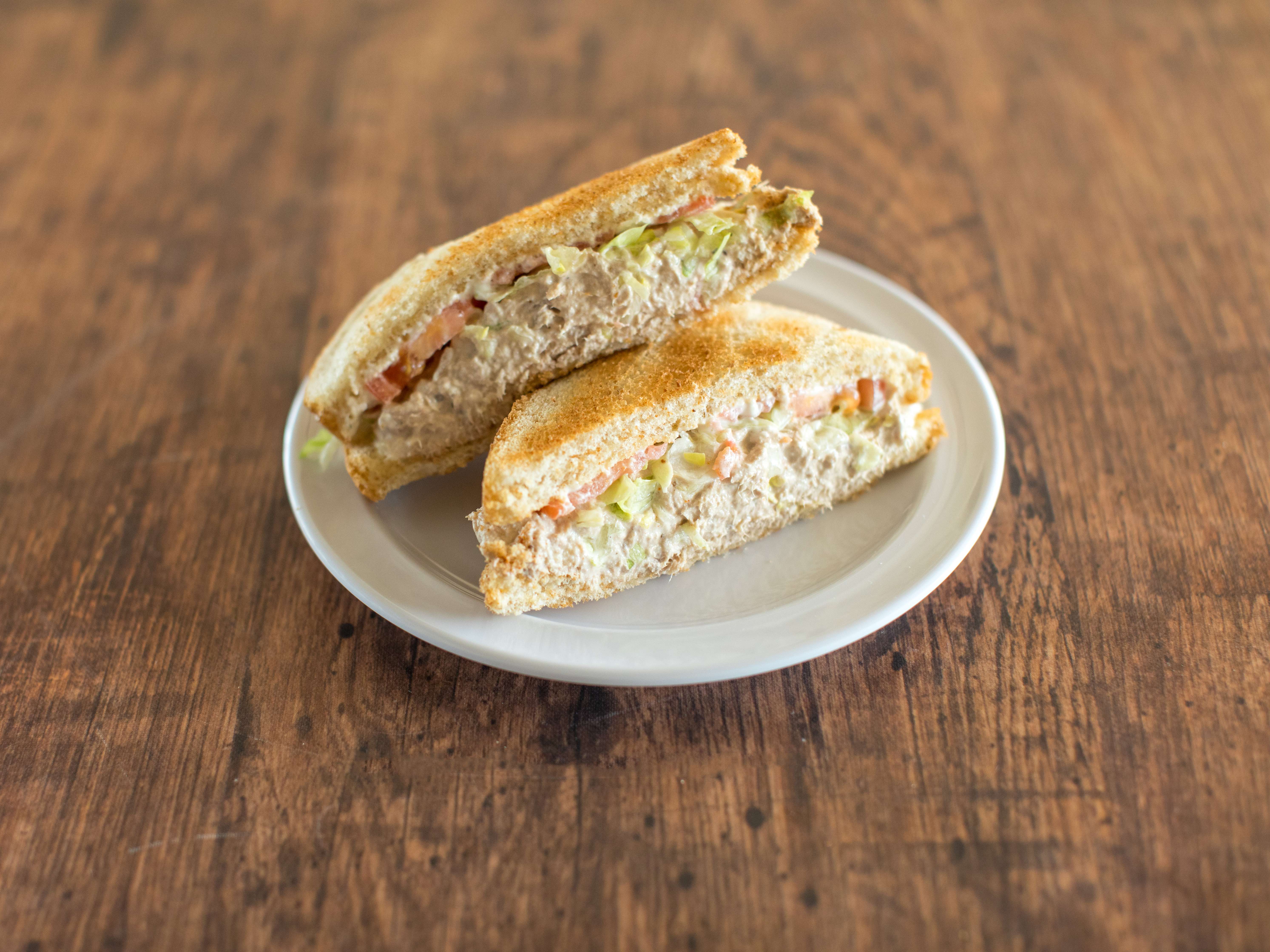Order Tuna Sandwich food online from Queens Mart & Deli store, Richmond on bringmethat.com