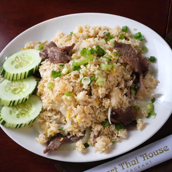 Order E52. Beef Fried Rice food online from Opart Thai House store, Chicago on bringmethat.com
