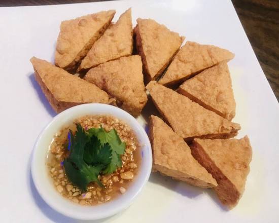 Order Fried Tofu food online from Royal Thai store, Chicago on bringmethat.com