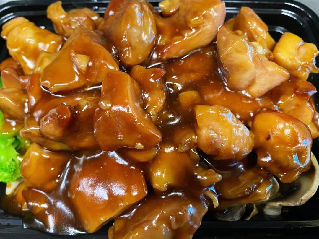 Order  S23. Bourbon Chicken  food online from China King store, King Of Prussia on bringmethat.com