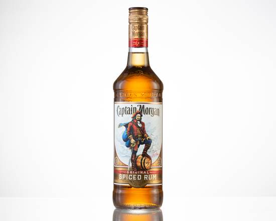 Order Captain Morgan Spiced, 750mL rum (35.0% ABV) food online from J & N Liquors store, Elgin on bringmethat.com