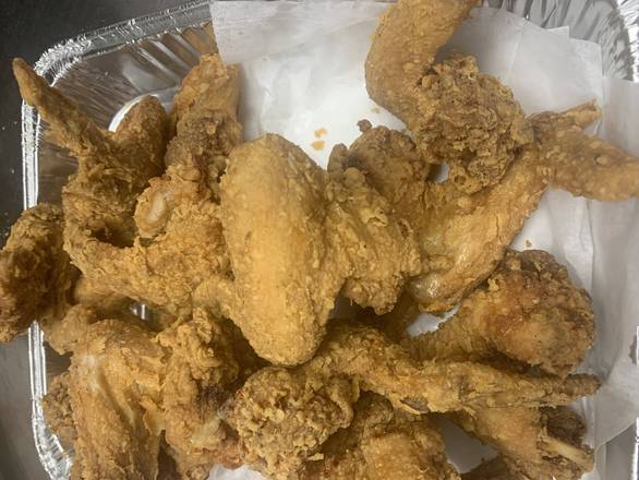 Order 18 Chicken Wings food online from Harold's chicken shack store, Chicago on bringmethat.com