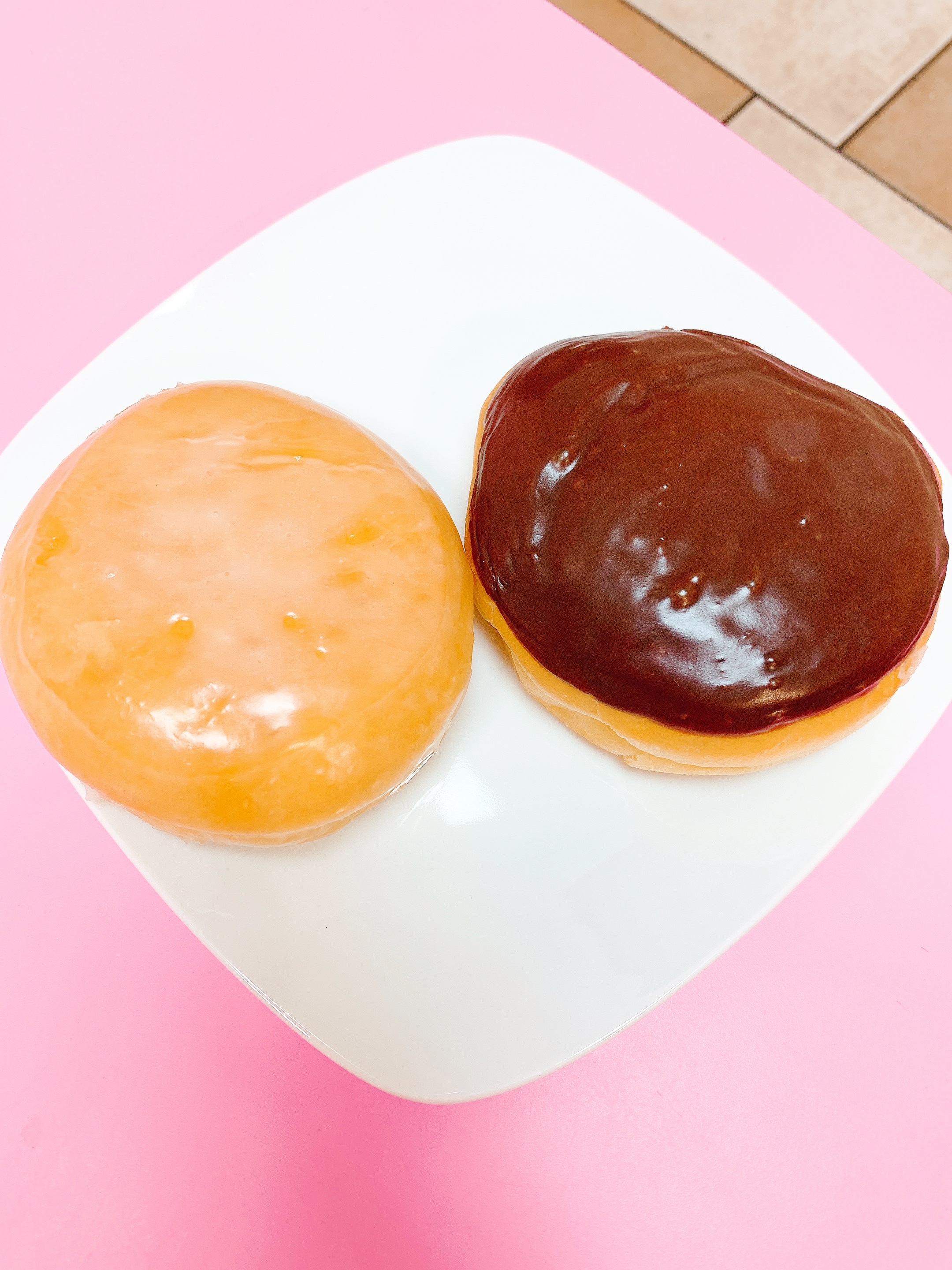 Order Glaze Filled Donut food online from Bakers Dozen Donuts store, Sachse on bringmethat.com