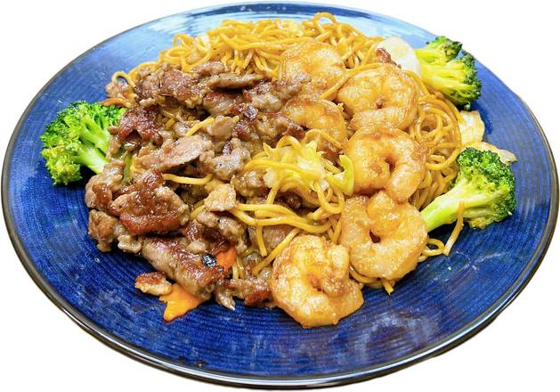 Order Beef and Shrimp Chow Mein food online from Oishi Teriyaki & Sushi store, Paramount on bringmethat.com