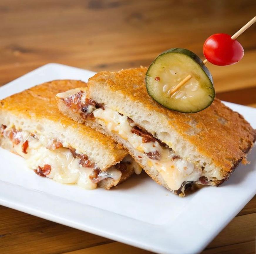 Order Favorite food online from Dallas Grilled Cheese Co. store, Dallas on bringmethat.com
