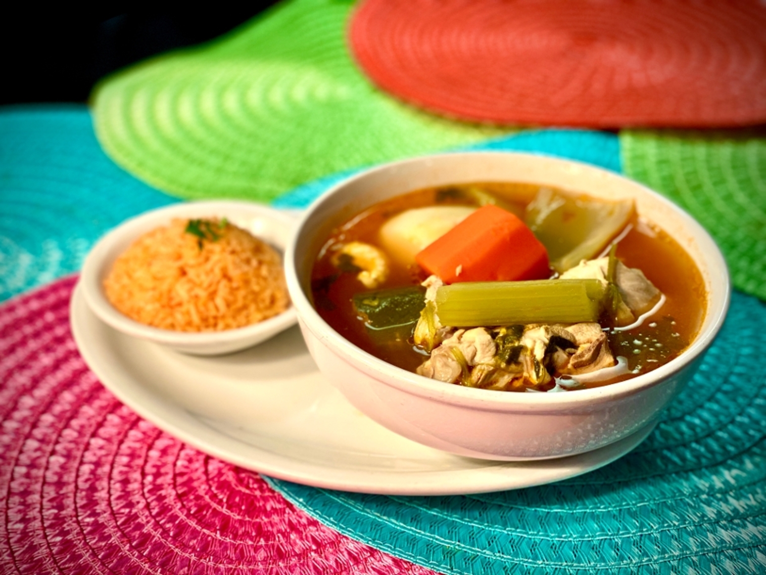Order large Caldo de Pollo (Chicken Soup) food online from Fiesta mexicana store, Chicago on bringmethat.com