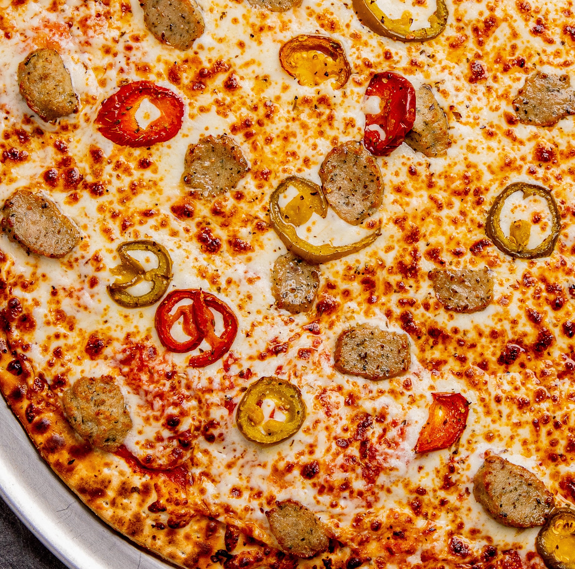 Order Spicy Meatball Pizza food online from Crooked Crust store, Denton on bringmethat.com