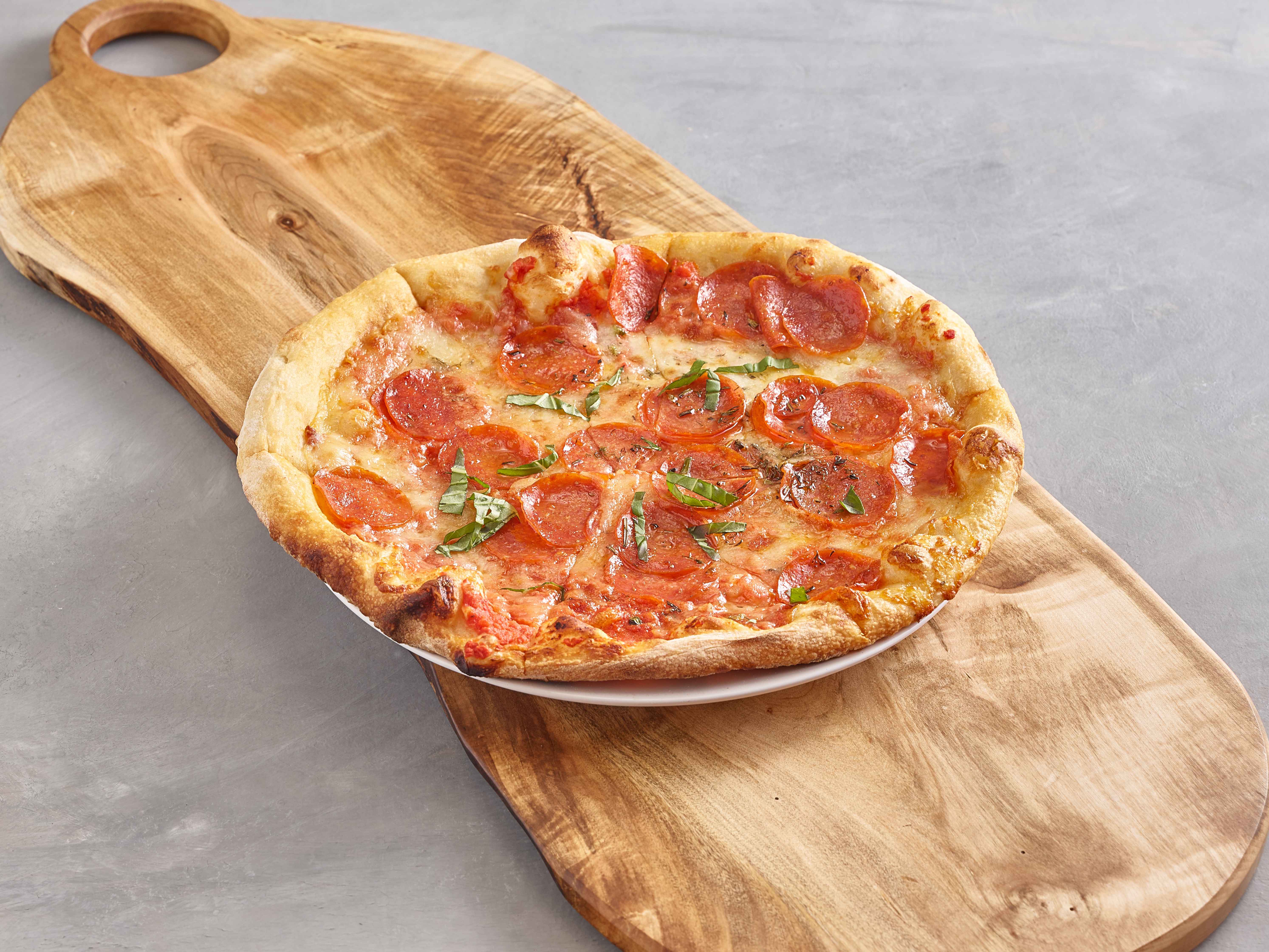 Order Pepperoni Pizza food online from Willow Street store, San Jose on bringmethat.com