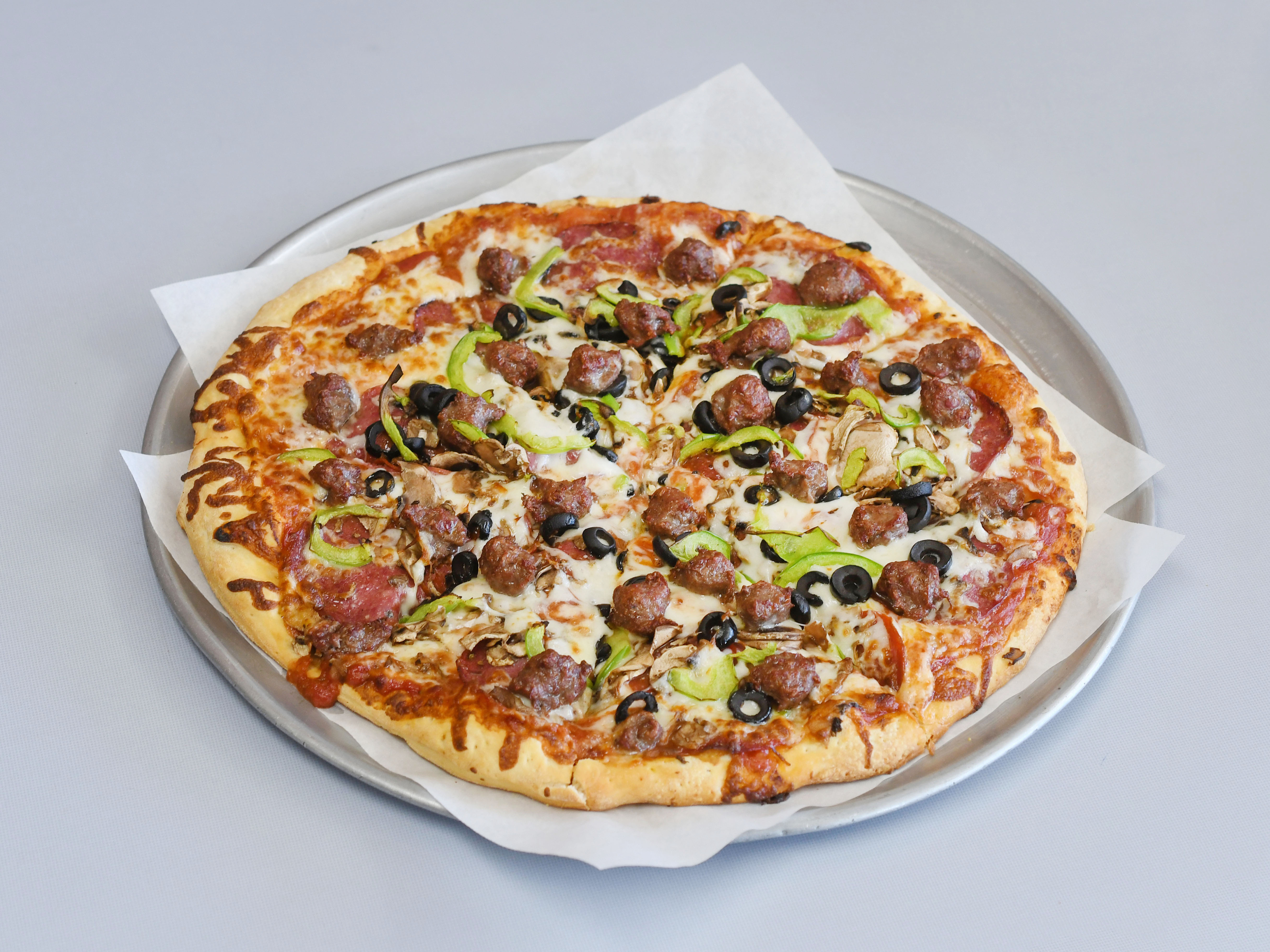 Order Combinations Pizza food online from Milano Pizza & Greek Deli store, Manteca on bringmethat.com