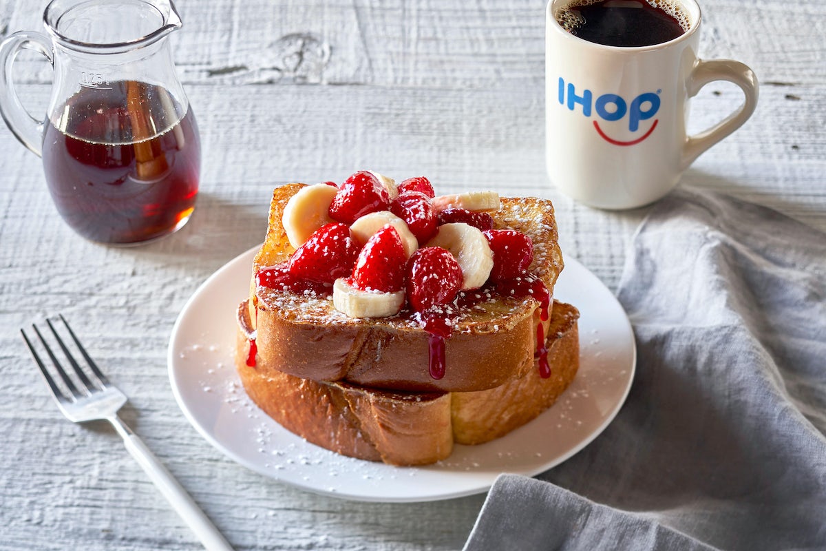 Order NEW! Thick ‘N Fluffy Strawberry Banana French Toast food online from Ihop store, Chamblee on bringmethat.com