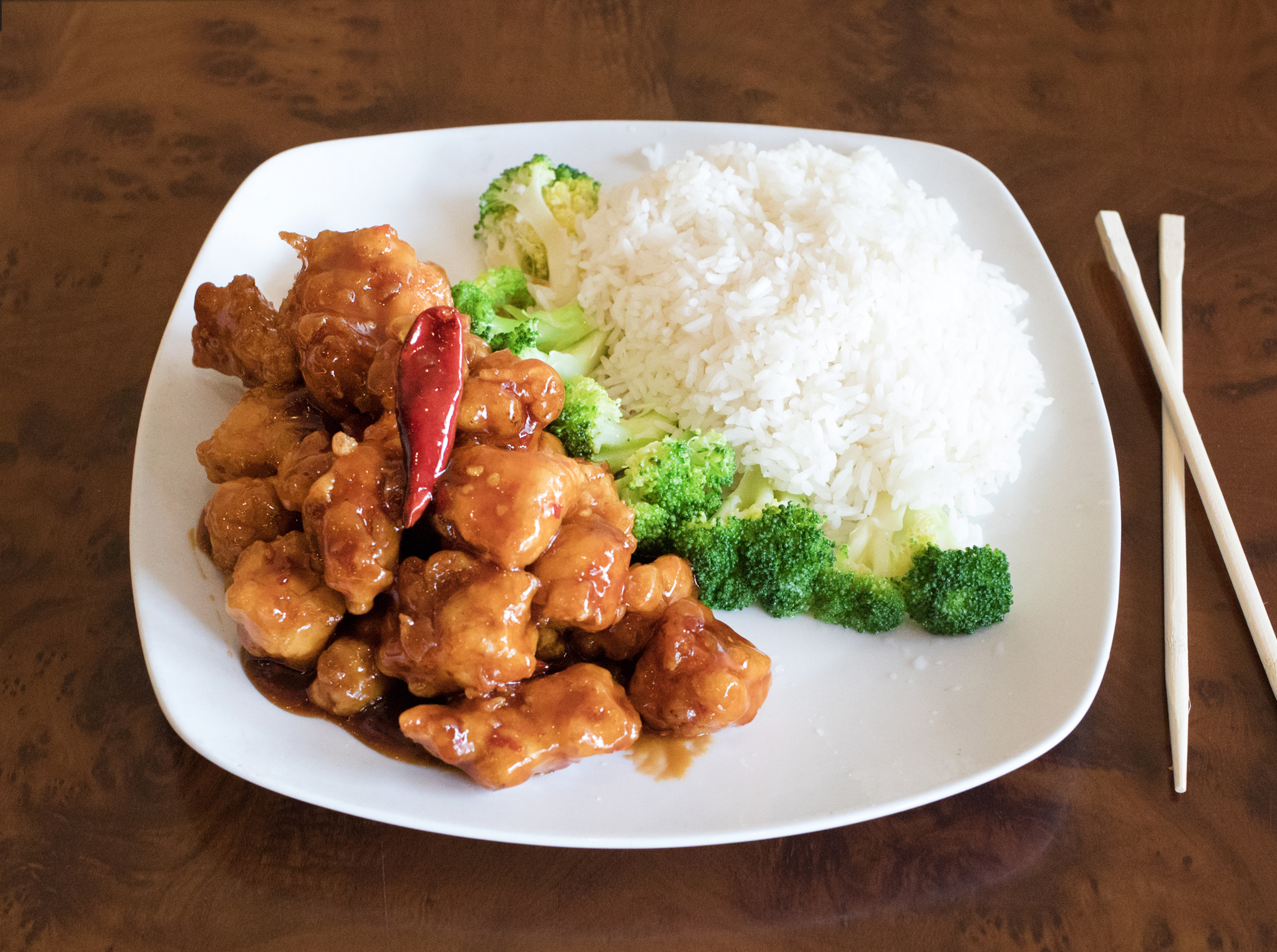 Order P7. General Tso's food online from Noodles Asian Bistro store, Germantown on bringmethat.com