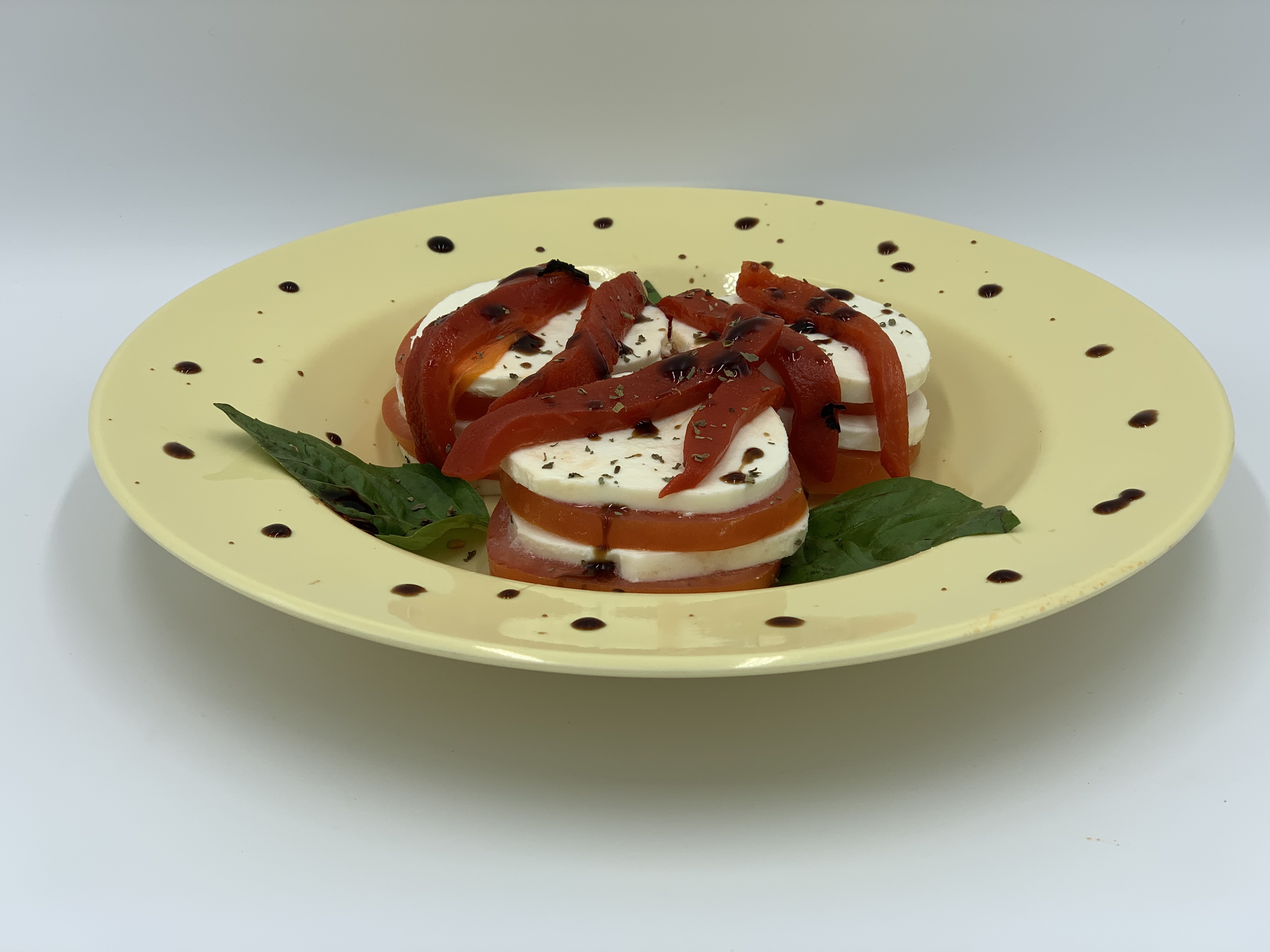 Order Fresh Mozzarella, Roasted Peppers and Tomato food online from Mario's Pizzeria of Seaford store, Seaford on bringmethat.com