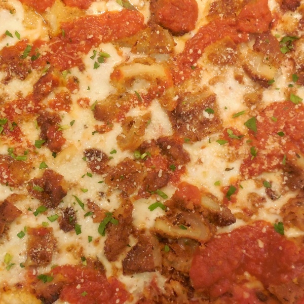 Order Crispy Chicken Parm Pizza food online from Planet Pizza store, Danbury on bringmethat.com