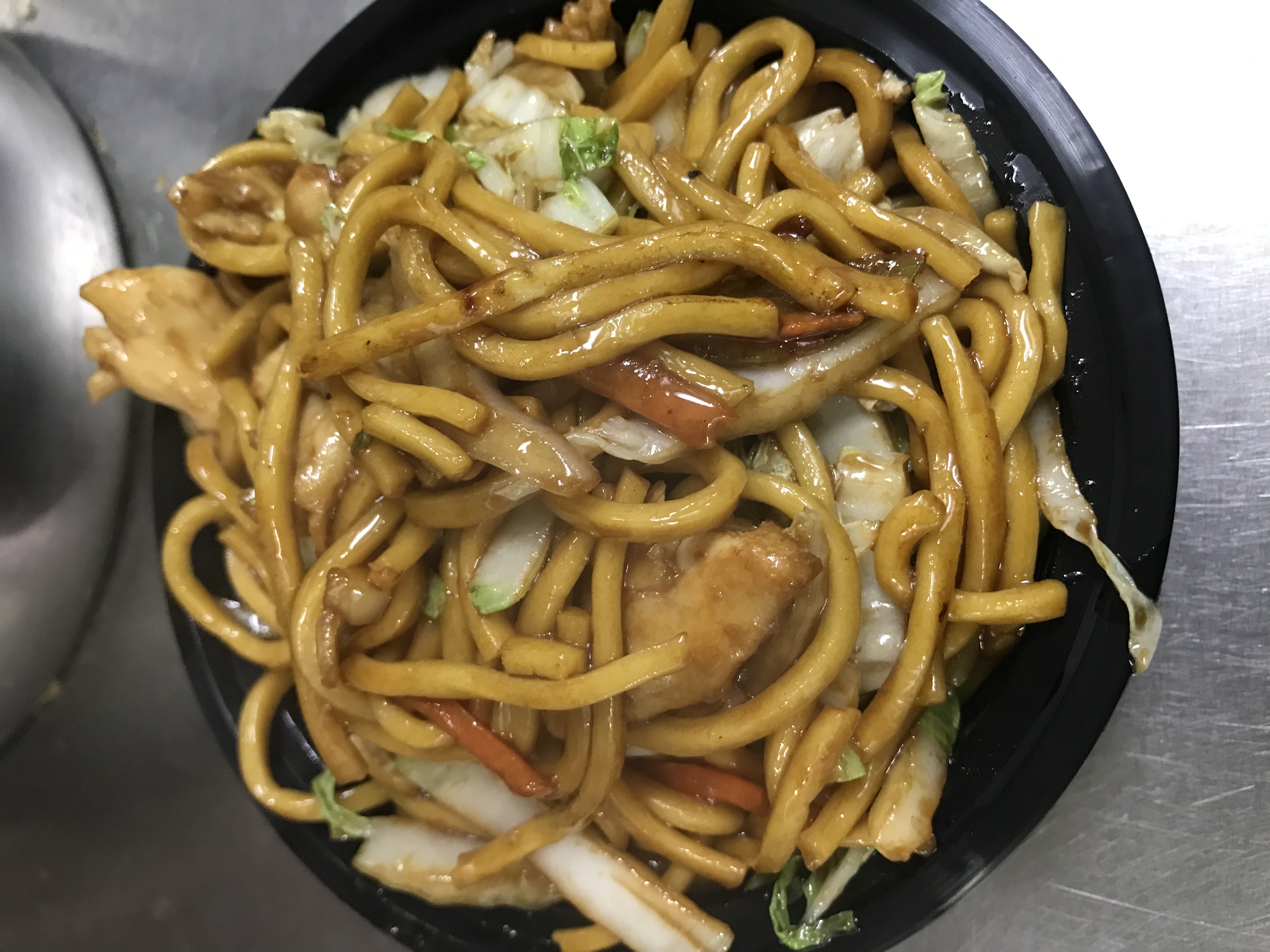 Order 41. Chicken Lo Mein food online from Xing Wok store, Hazlet on bringmethat.com