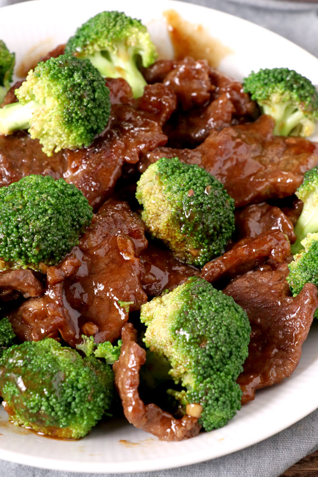 Order 15. Beef Broccoli food online from Manning Chinese Buffet store, Reedley on bringmethat.com