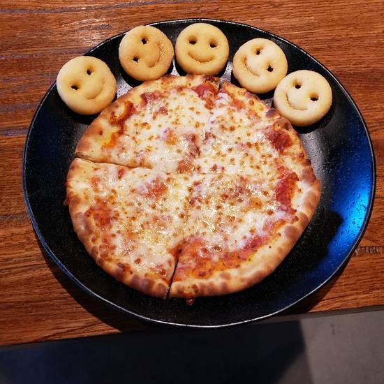 Order Kid's Cheese Pizza food online from Wild Wing Cafe store, Hilton Head Island on bringmethat.com