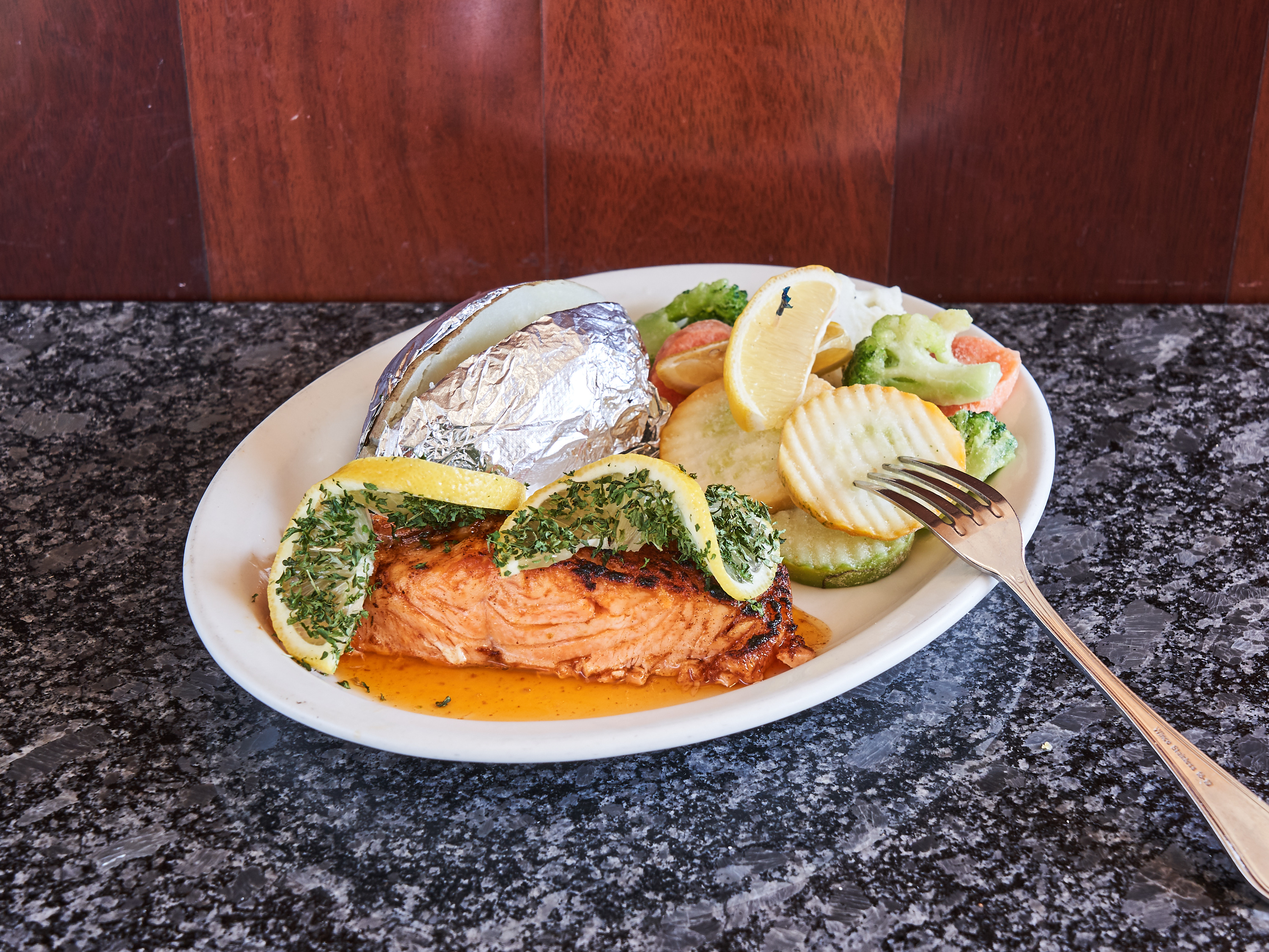 Order Grilled Salmon food online from Daybreak cafe store, Long Island City on bringmethat.com