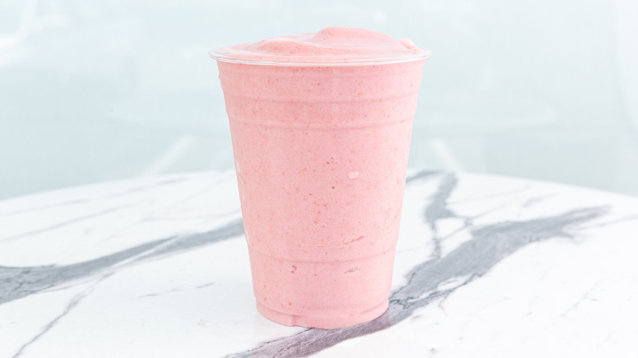Order Strawberry Shake food online from Bluetree Cafe store, Anaheim on bringmethat.com