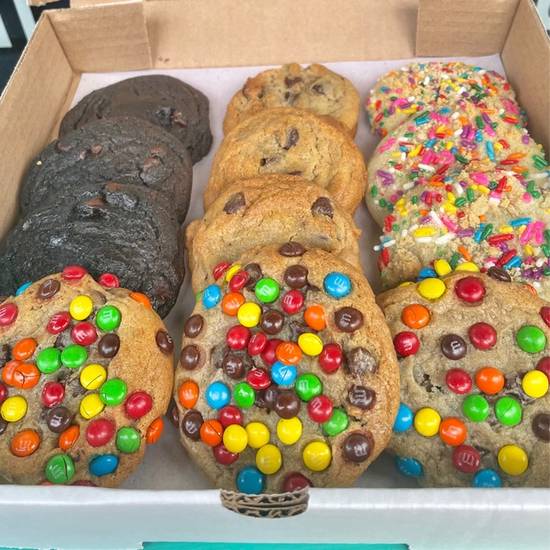 Order Dozen Assorted Cookies (3 Choc Chip, 3 Sprinkle Sugar, 3 Double Chocolate Chip, 3 M&M) food online from The Cookie Dough Cafe store, Portland on bringmethat.com