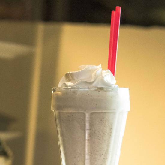 Order 1. Root Beer Freeze Shake food online from Cafe 50's store, Los Angeles on bringmethat.com