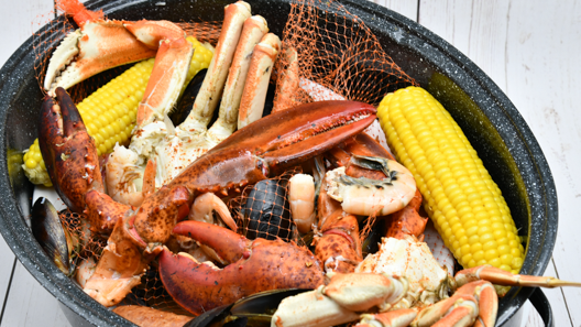 Order Cajun Steampot for Two food online from Joes Crab Shack store, Sandy on bringmethat.com