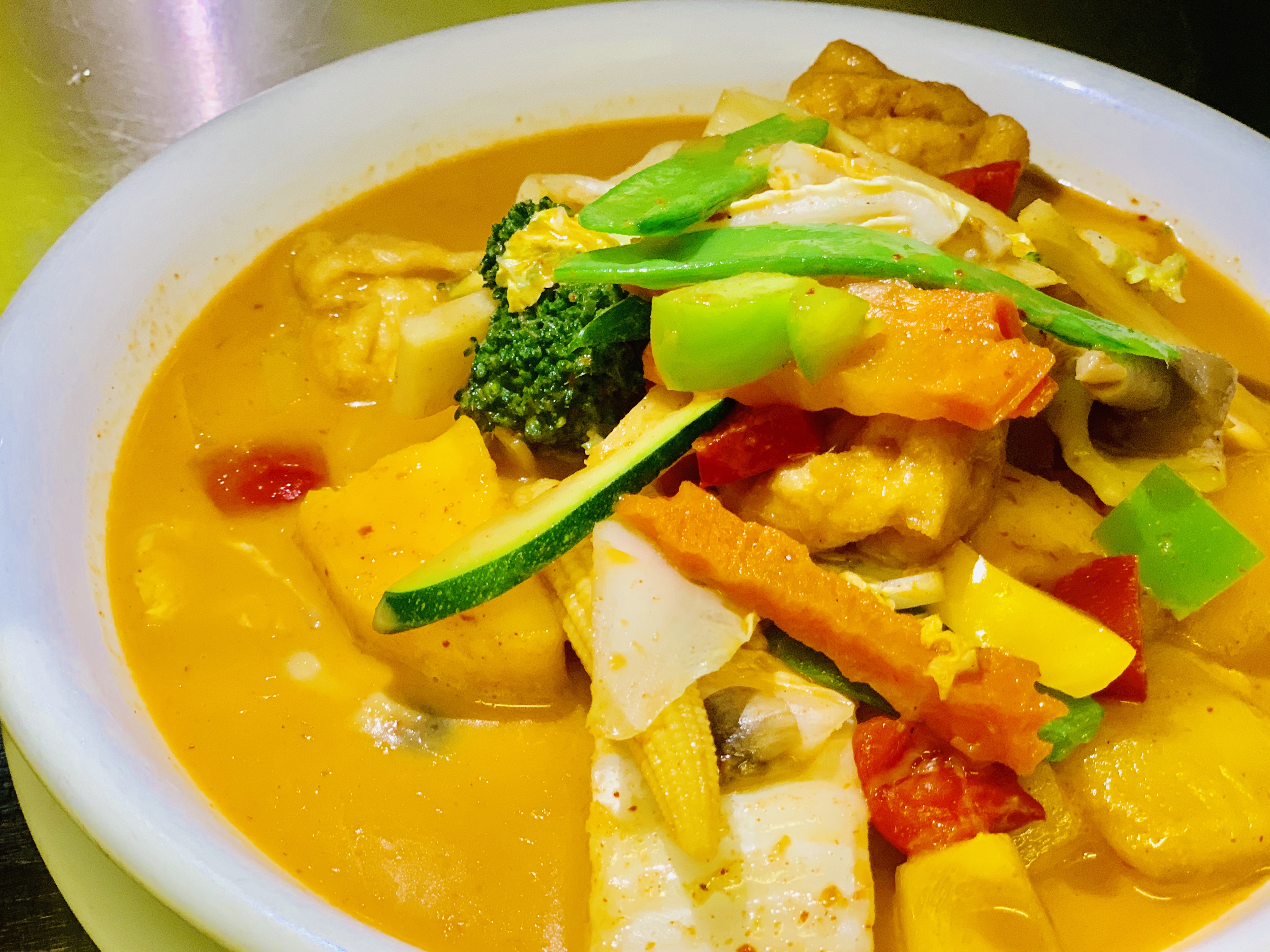 Order 49. Mango Curry Jae Lunch food online from Kao Thai store, Silver Spring on bringmethat.com