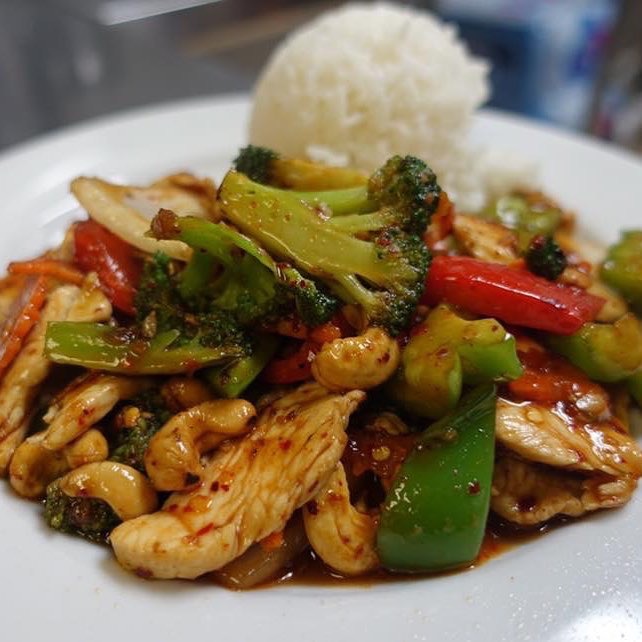 Order 21. Cashew Chicken food online from Ping Pong Thai store, Las Vegas on bringmethat.com