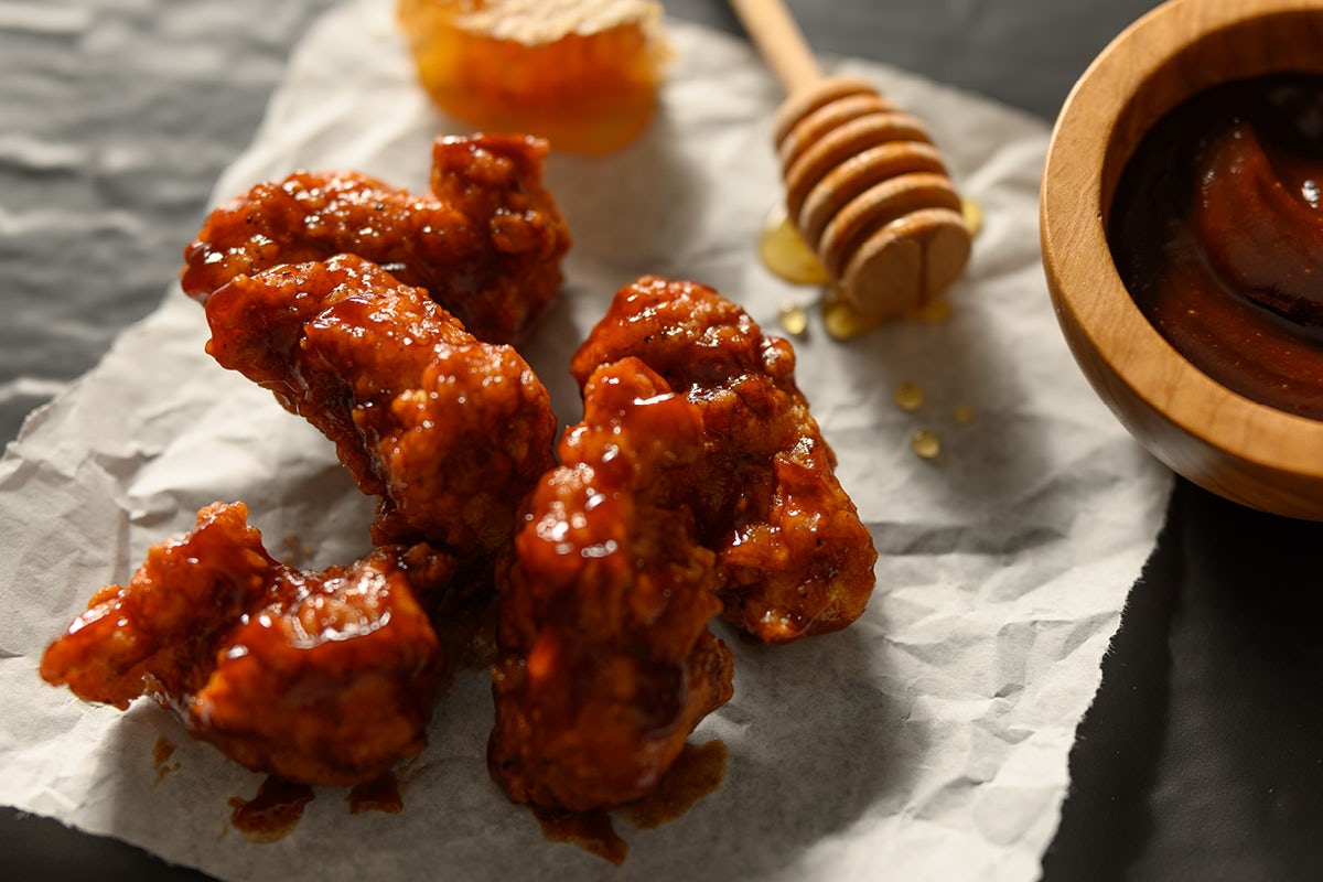 Order 5 Boneless Wings food online from Fazoli store, Indianapolis on bringmethat.com