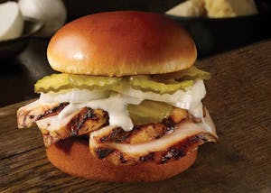 Order Chicken Breast Classic Sandwich food online from Dickey's Barbecue Pit store, Tempe on bringmethat.com