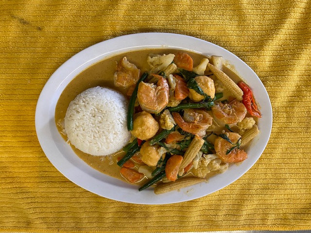 Order 80. Spicy Shrimp Curry over White Rice food online from Bayon Restaurant store, Stockton on bringmethat.com