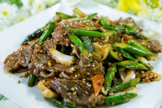 Order Asparagus Beef food online from Dragon Palace store, Gresham on bringmethat.com