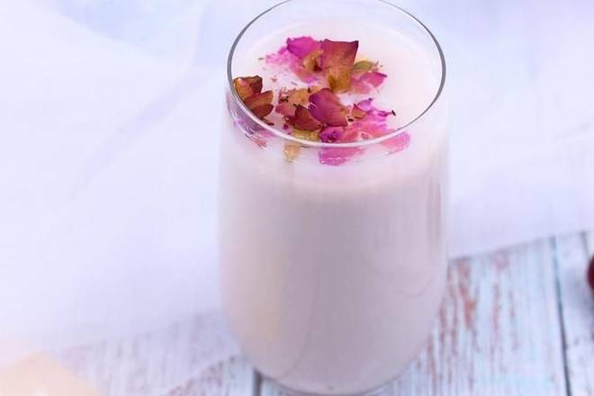 Order Rose milk food online from Tiger VR Cafe store, Auburn on bringmethat.com
