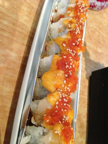 Order 20. Scallop Lover Roll food online from Sushi House store, San Bruno on bringmethat.com