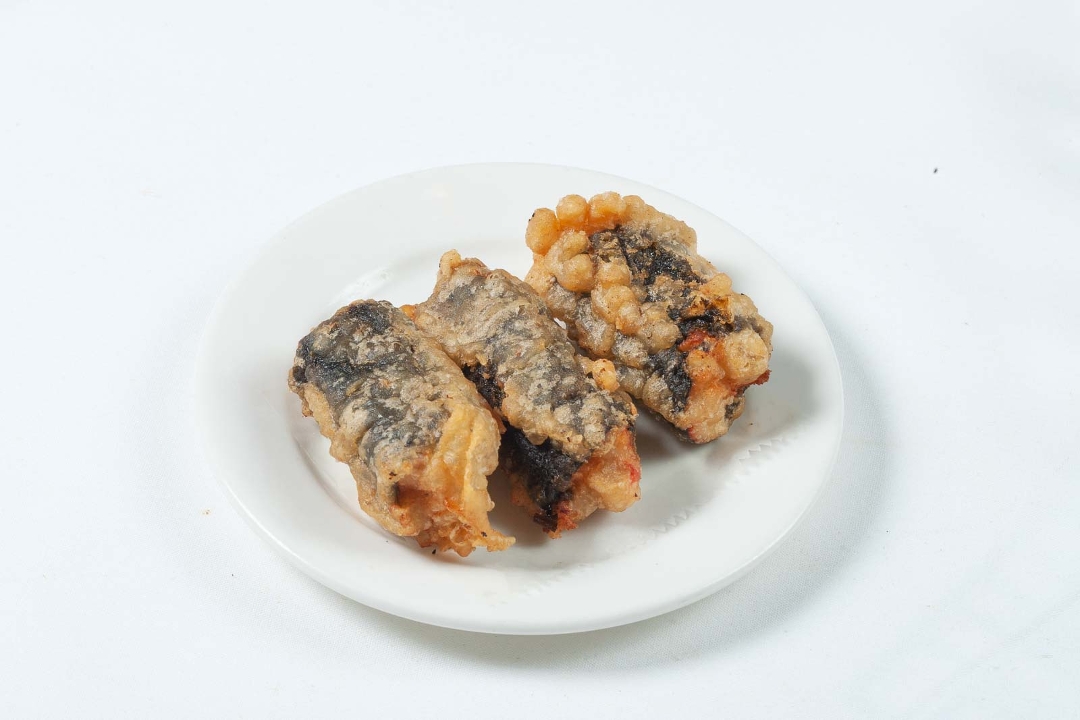 Order Fried Seaweed Roll 炸紫菜卷 food online from Furama store, Chicago on bringmethat.com