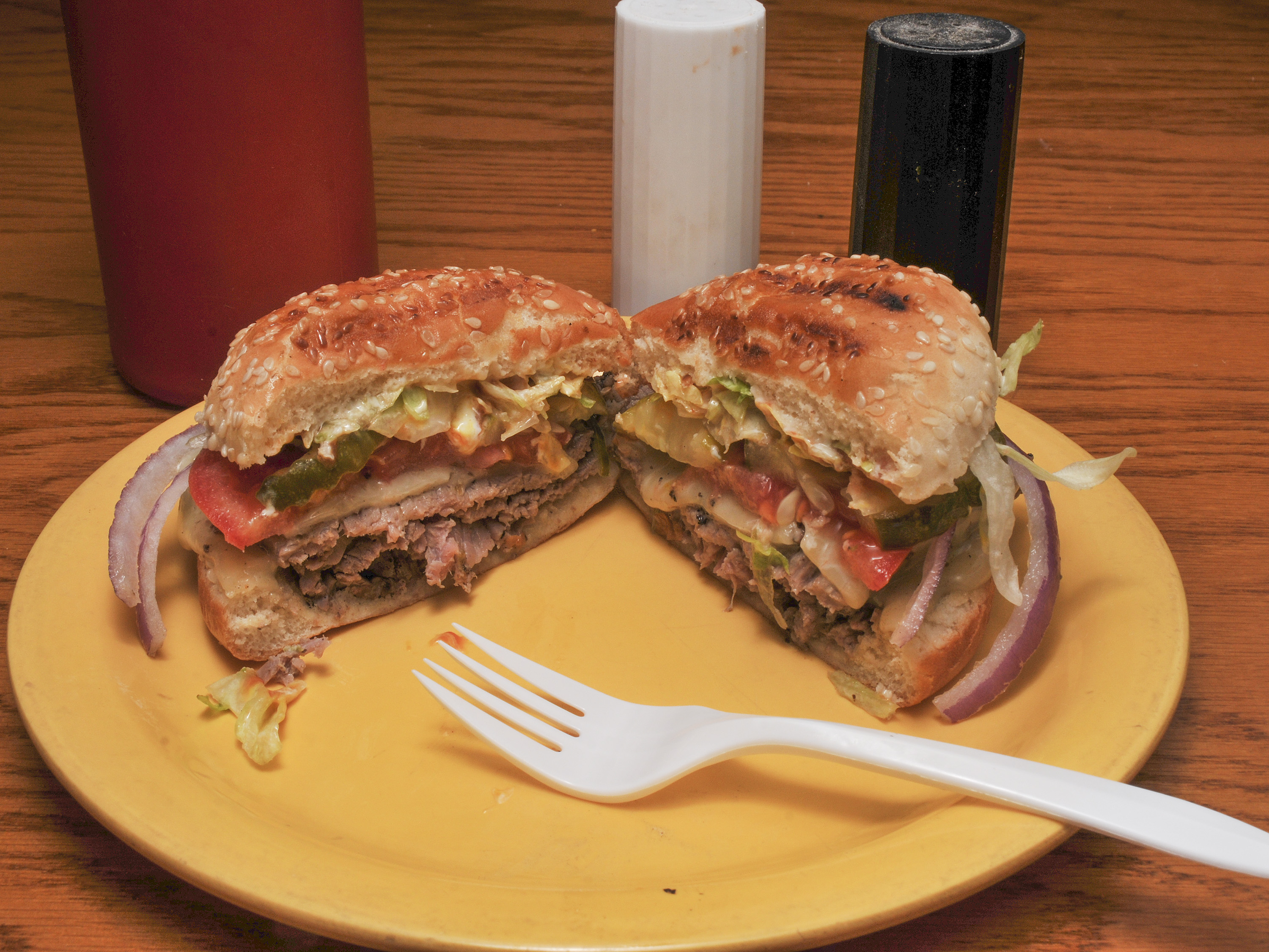 Order Roast Beef Sandwich food online from P.T.'s Olde Fashioned Grille store, Goldsboro on bringmethat.com