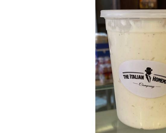 Order Home-Made White Sauce (32 oz.) food online from The Italian Homemade Company store, Long Beach on bringmethat.com