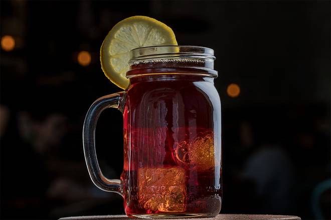 Order Fresh Brewed Iced Tea food online from La Boulangerie Boul'Mich store, Key Biscayne on bringmethat.com