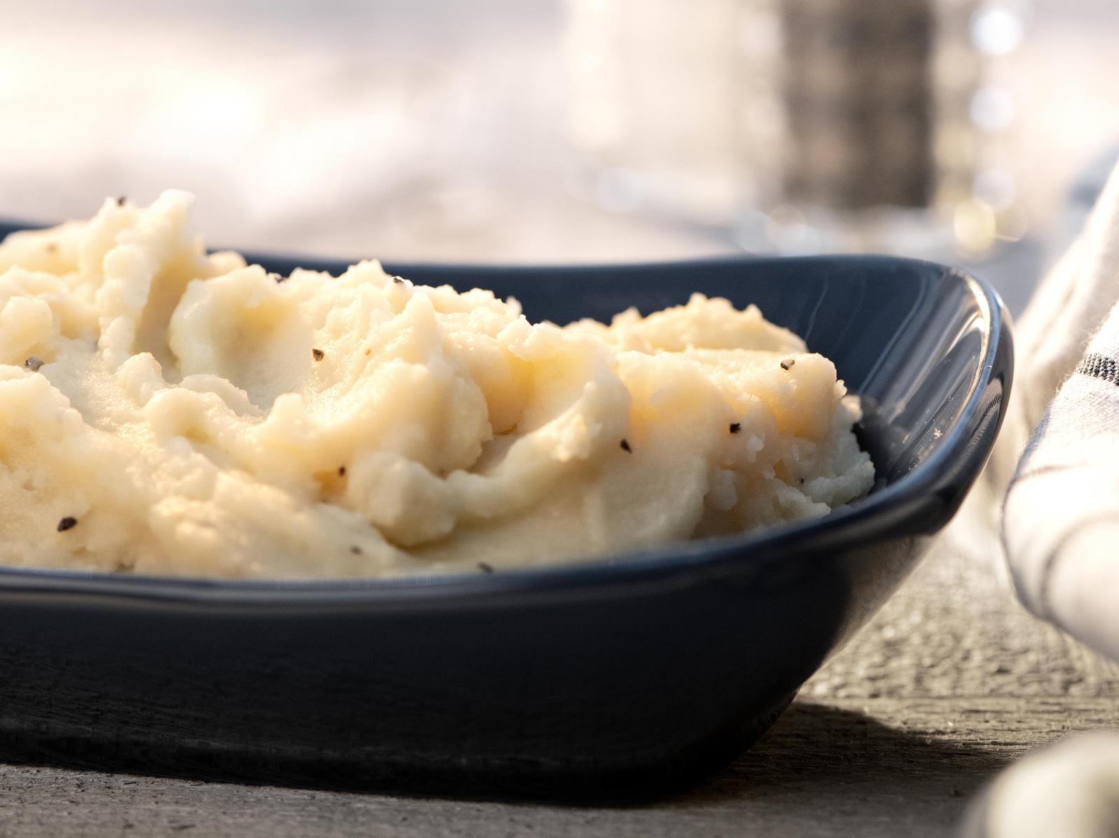 Order Mashed Potatoes food online from Red Lobster store, Akron on bringmethat.com