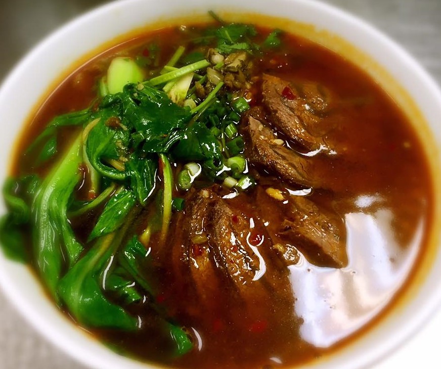 Order N3. Beef Noodle Soup food online from Yuan Mei - Mobile store, Mobile on bringmethat.com
