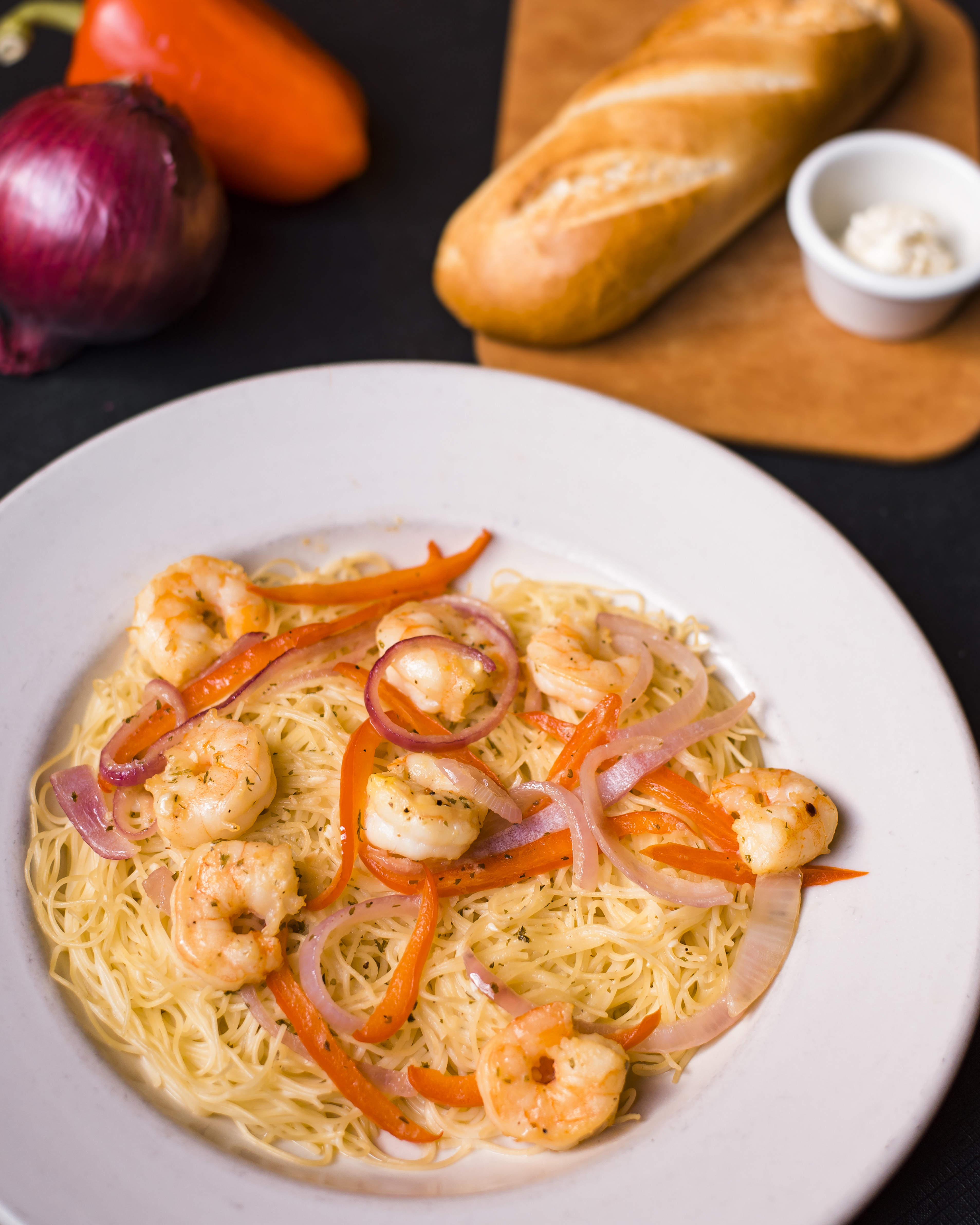 Order Shrimp Scampi  food online from Spaghetti Warehouse store, Syracuse on bringmethat.com