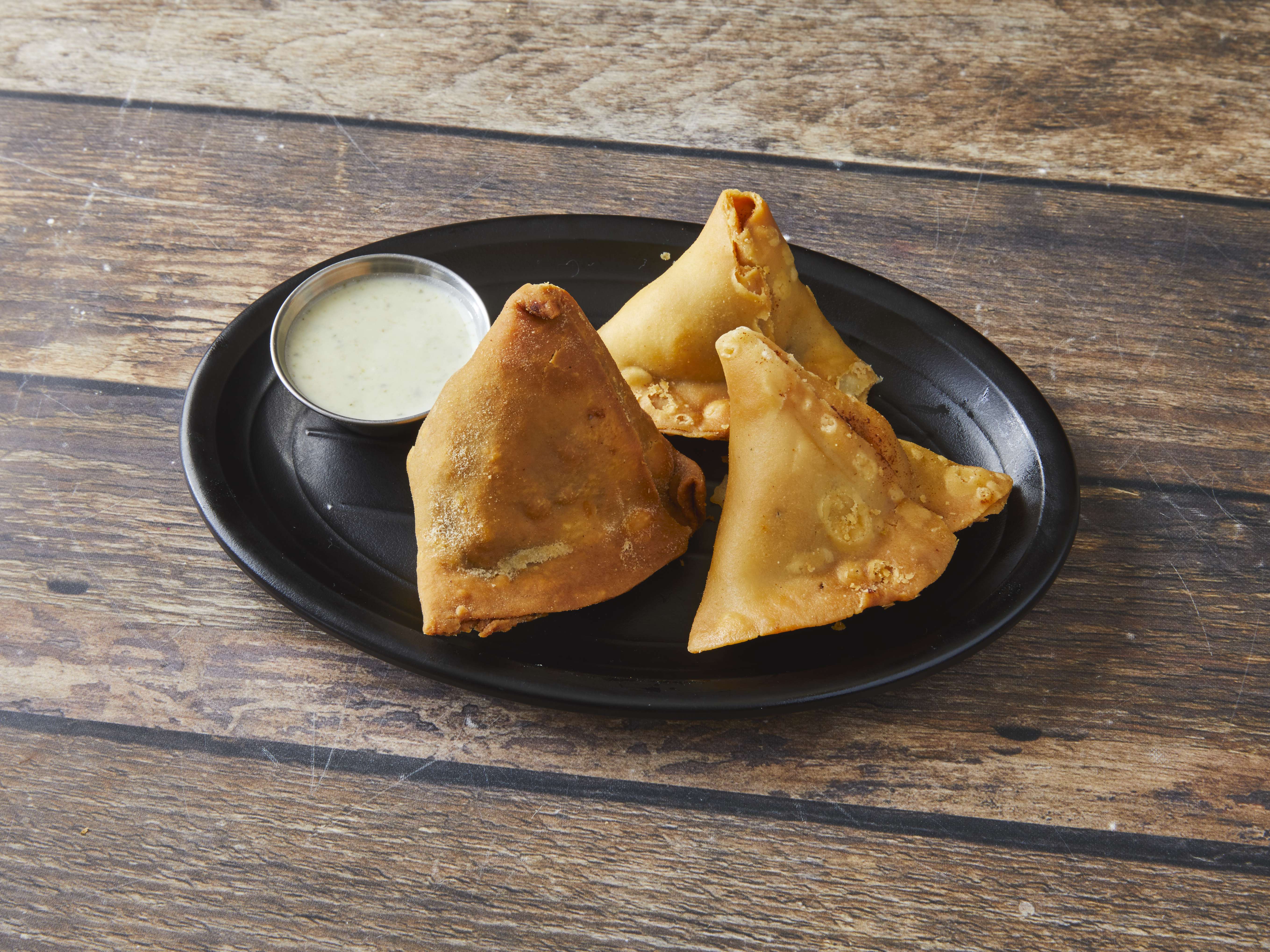 Order Aloo Samosa(2pcs) food online from Usmania fine dining store, Chicago on bringmethat.com