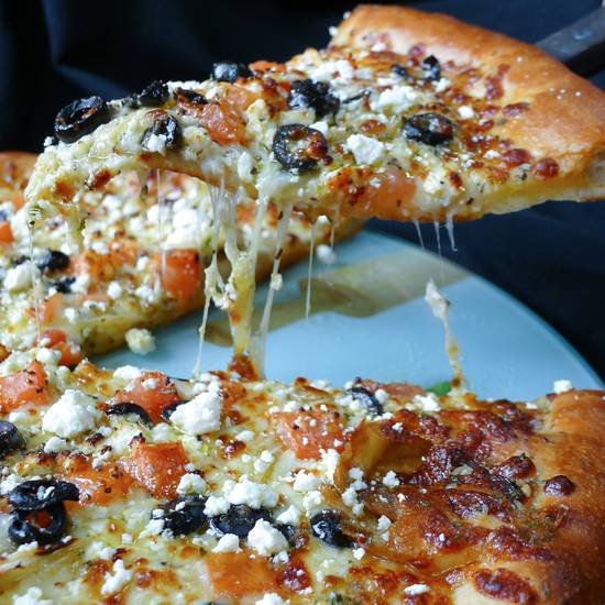 Order Greek Pizza food online from Eurogyro store, Akron on bringmethat.com