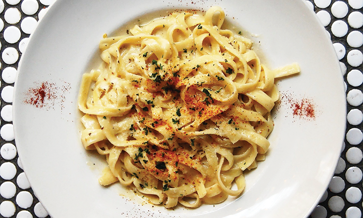 Order Fettuccine Alfredo food online from Gino's East store, Chicago on bringmethat.com