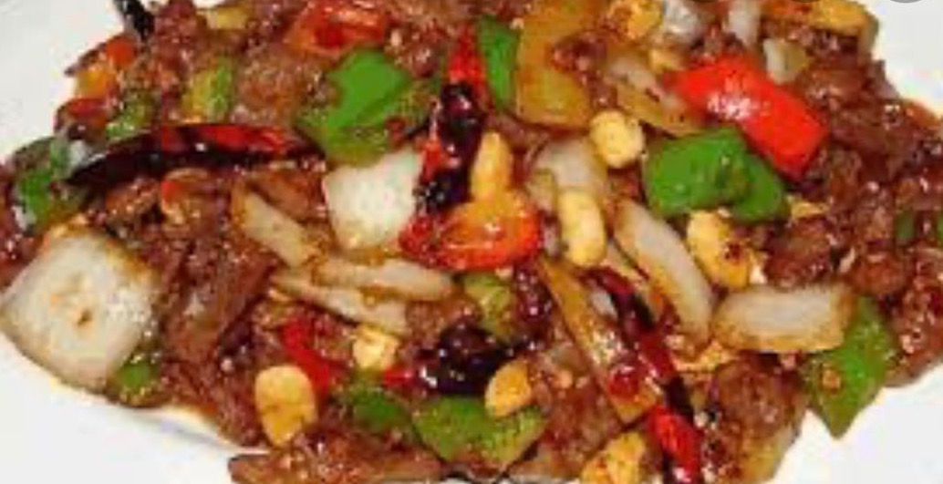 Order 105. Kung Pao Beef food online from Moon Buffet store, Eleanor on bringmethat.com